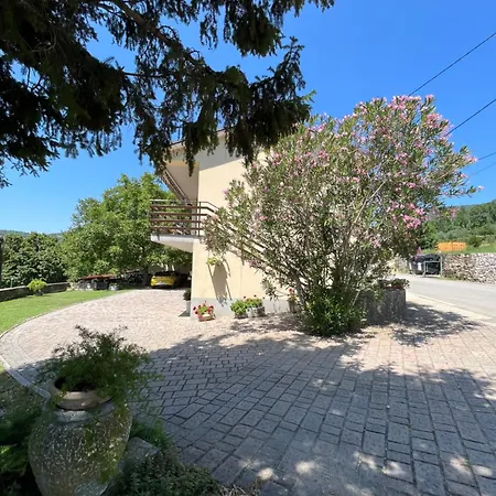 Apartmaji Klabjan - Kaki Osp Exterior photo